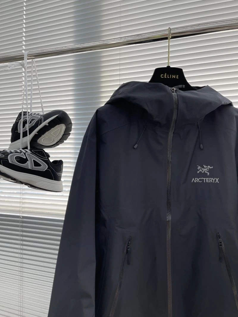 Arcteryx Outwear StreetReady 161131