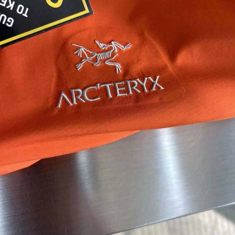 Arcteryx Outwear Refined 161123