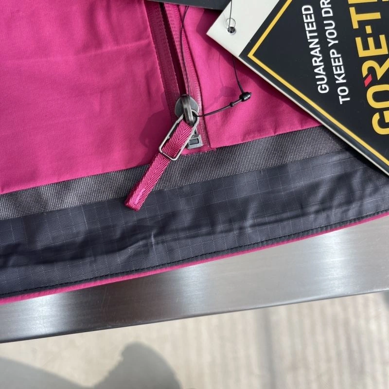 Arcteryx Outwear WaterResistant 161116