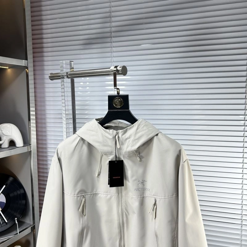 Arcteryx Outwear GoAnywhere 161117
