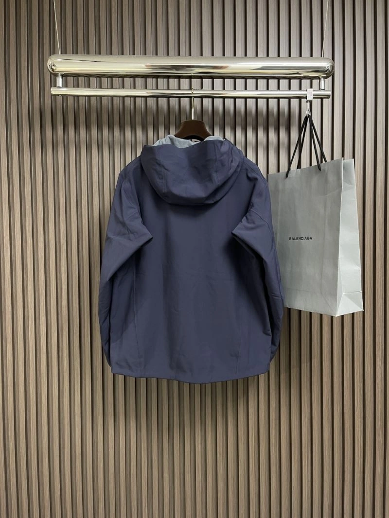 Arcteryx Outwear WrinkleFree 161118