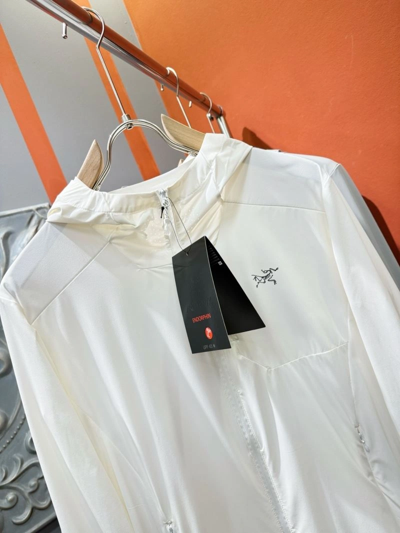 WeatherProof Arcteryx Outwear 159871