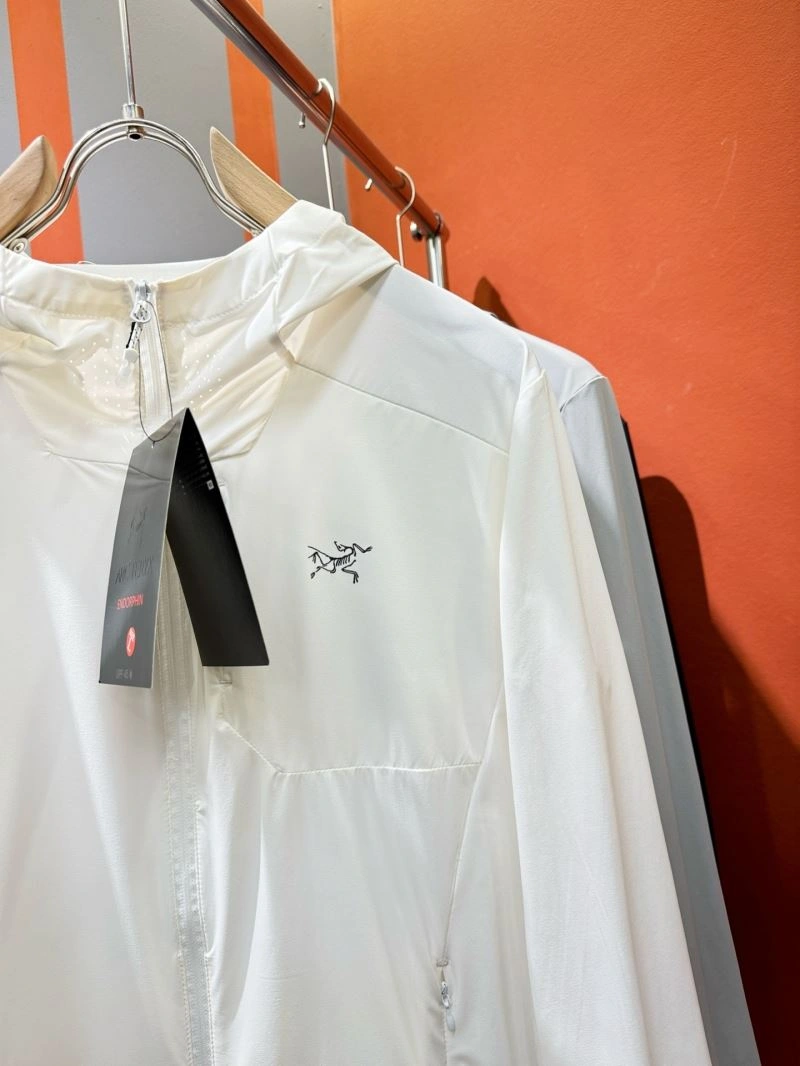 WeatherProof Arcteryx Outwear 159871