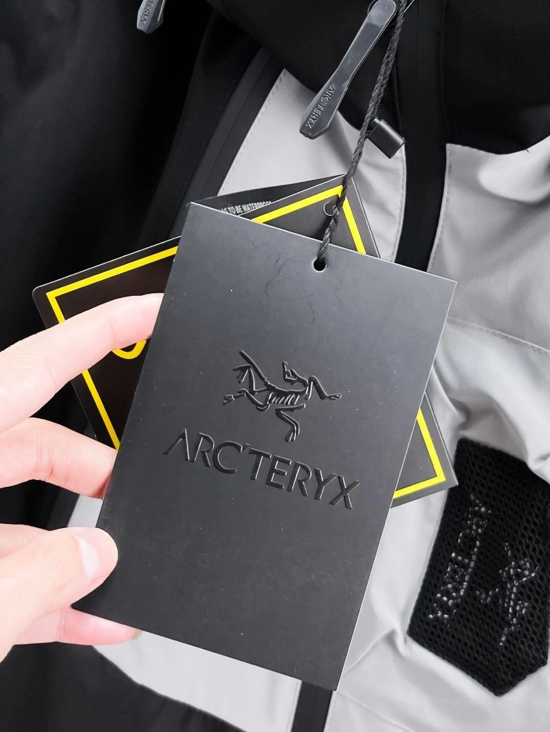 Arcteryx Outwear ModernLook 159852