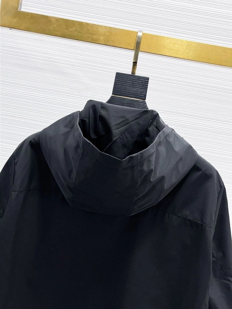 Versatile Arcteryx Outwear 159846