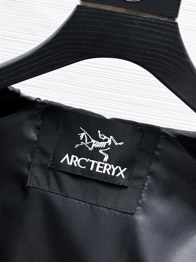Versatile Arcteryx Outwear 159846