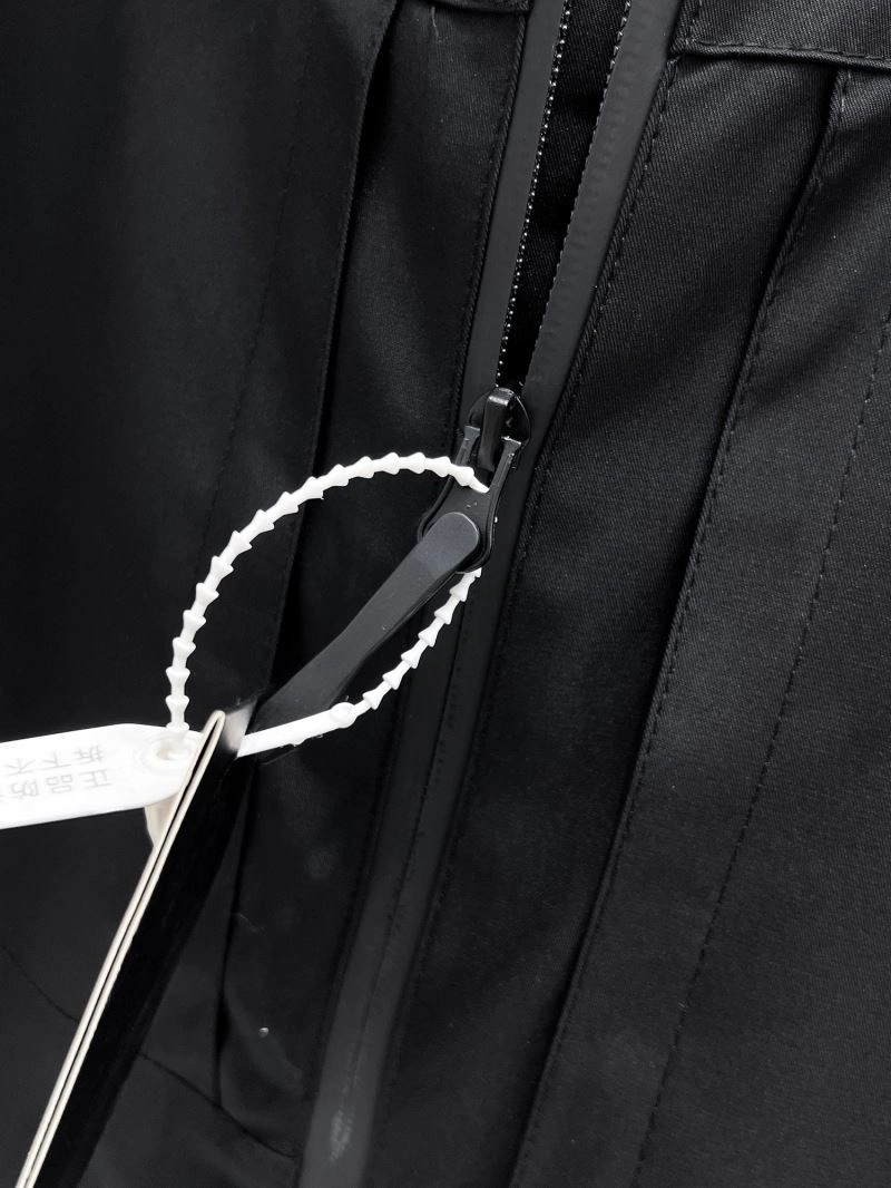 Durable Arcteryx Outwear 159837