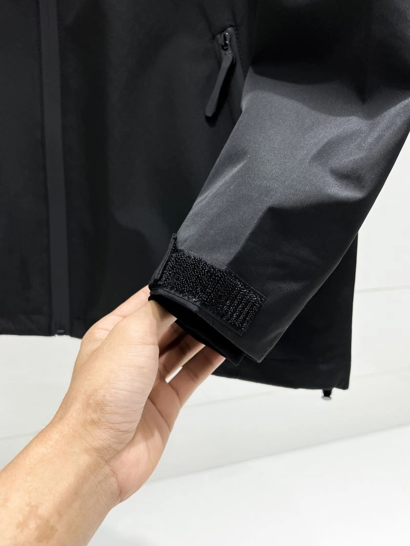 Arcteryx Outwear OnTrend 159885
