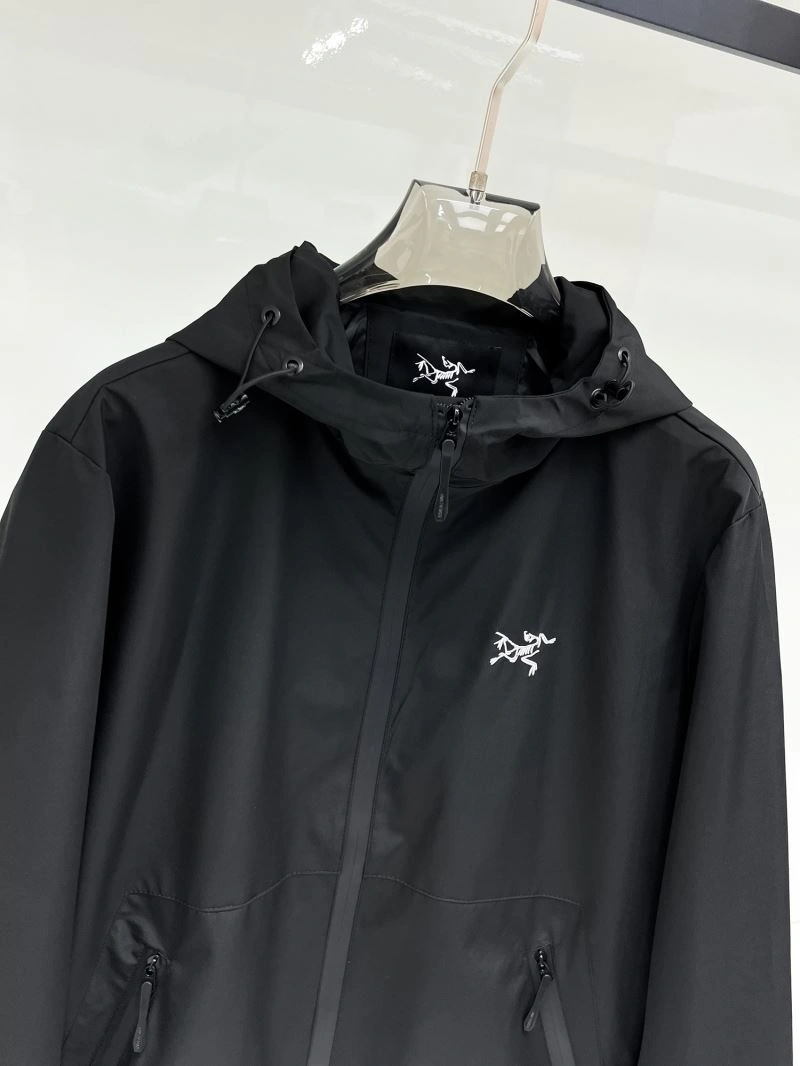Arcteryx Outwear OnTrend 159885