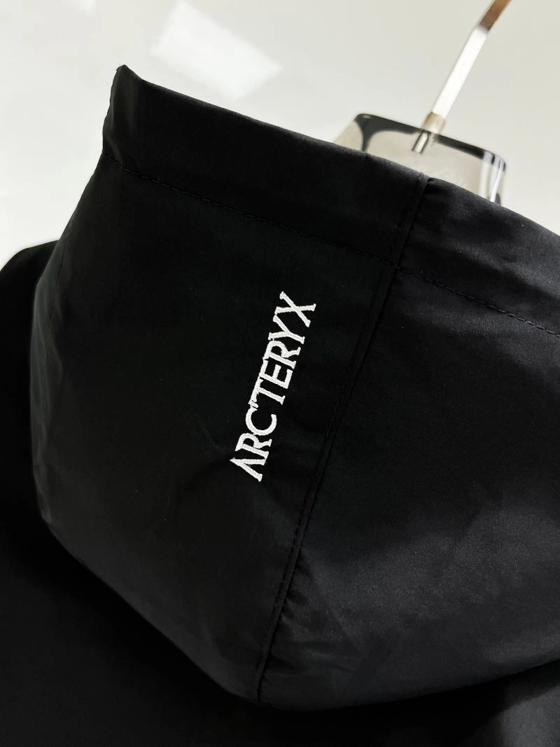 Arcteryx Outwear OnTrend 159885