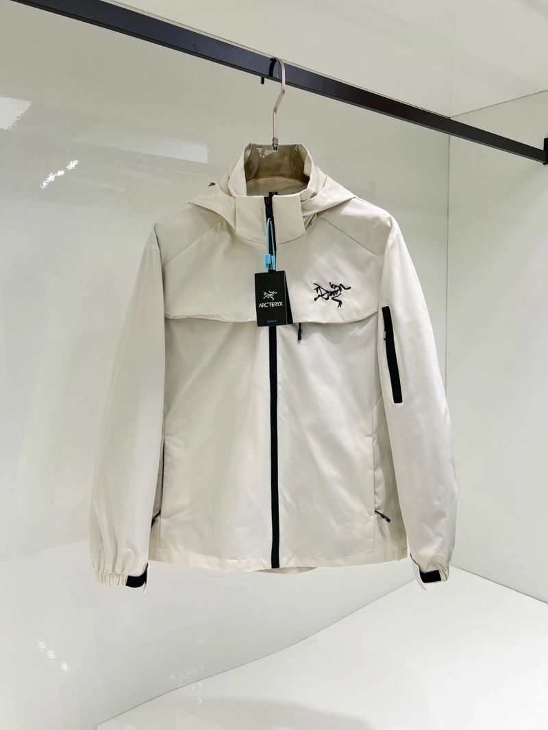 Effortless Arcteryx Outwear 159916