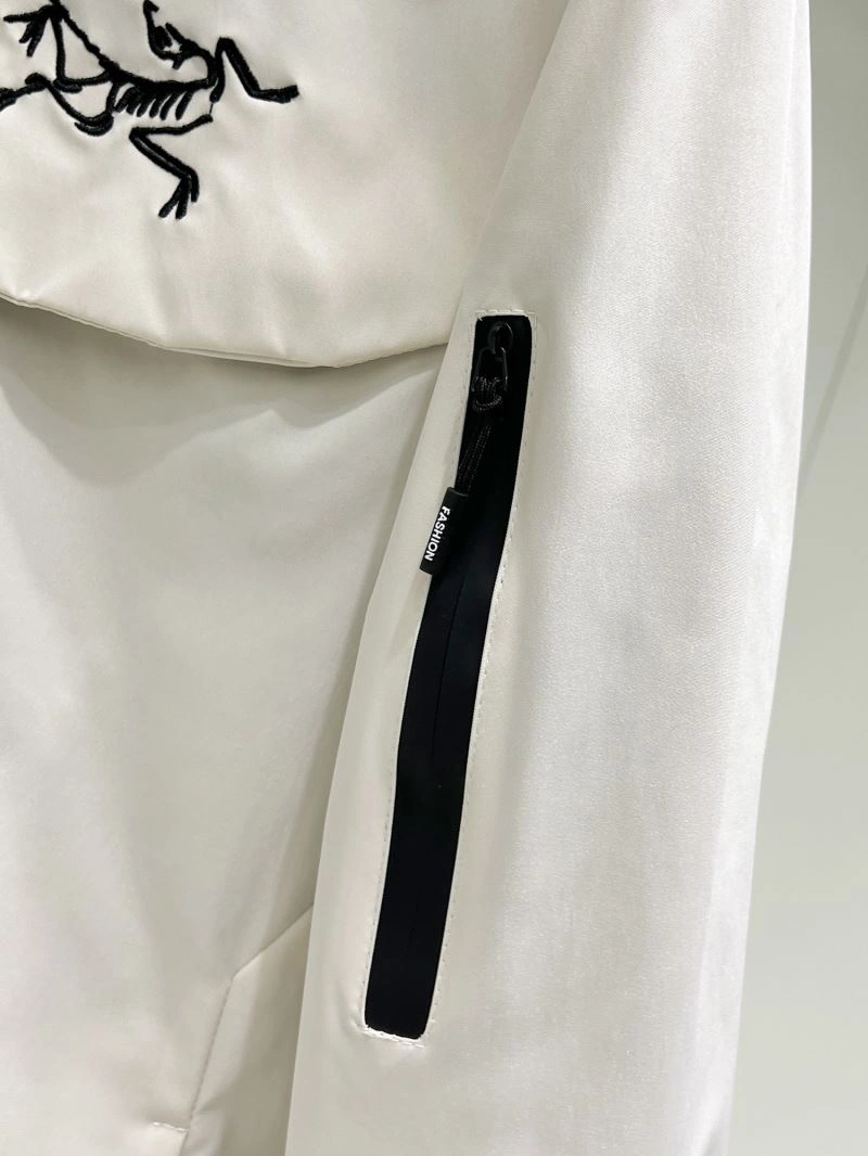 Effortless Arcteryx Outwear 159916