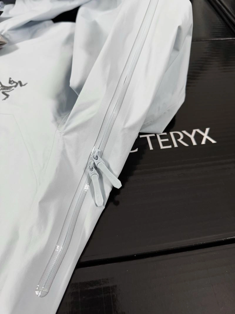 Breathable Arcteryx Outwear 159827