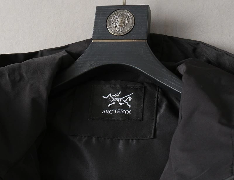 Arcteryx Outwear Youthful 159824