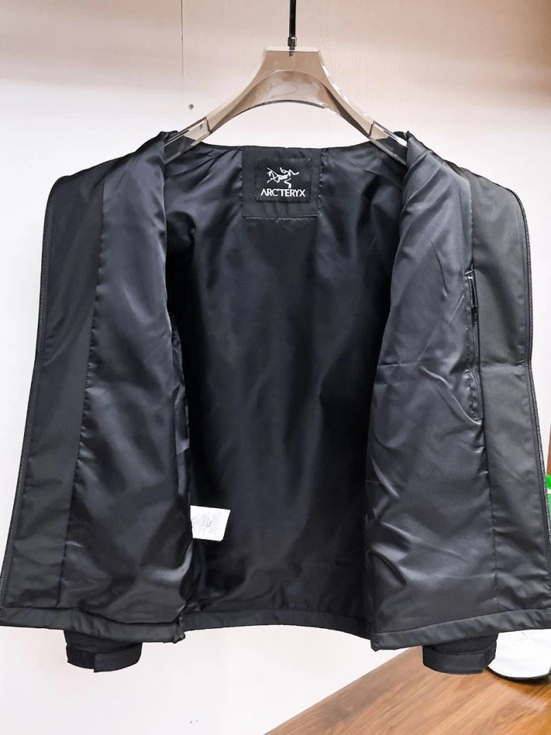 Arcteryx Outwear Minimalist 159821