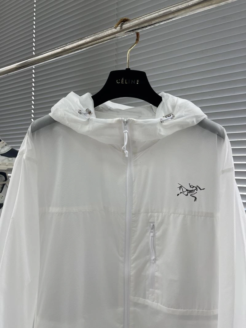 Arcteryx Outwear ModernLook 158839