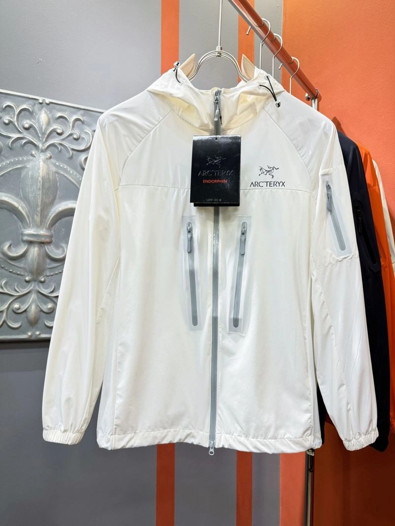 Arcteryx Outwear ComfortFit 158834