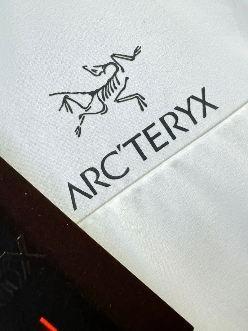 Arcteryx Outwear ComfortFit 158834