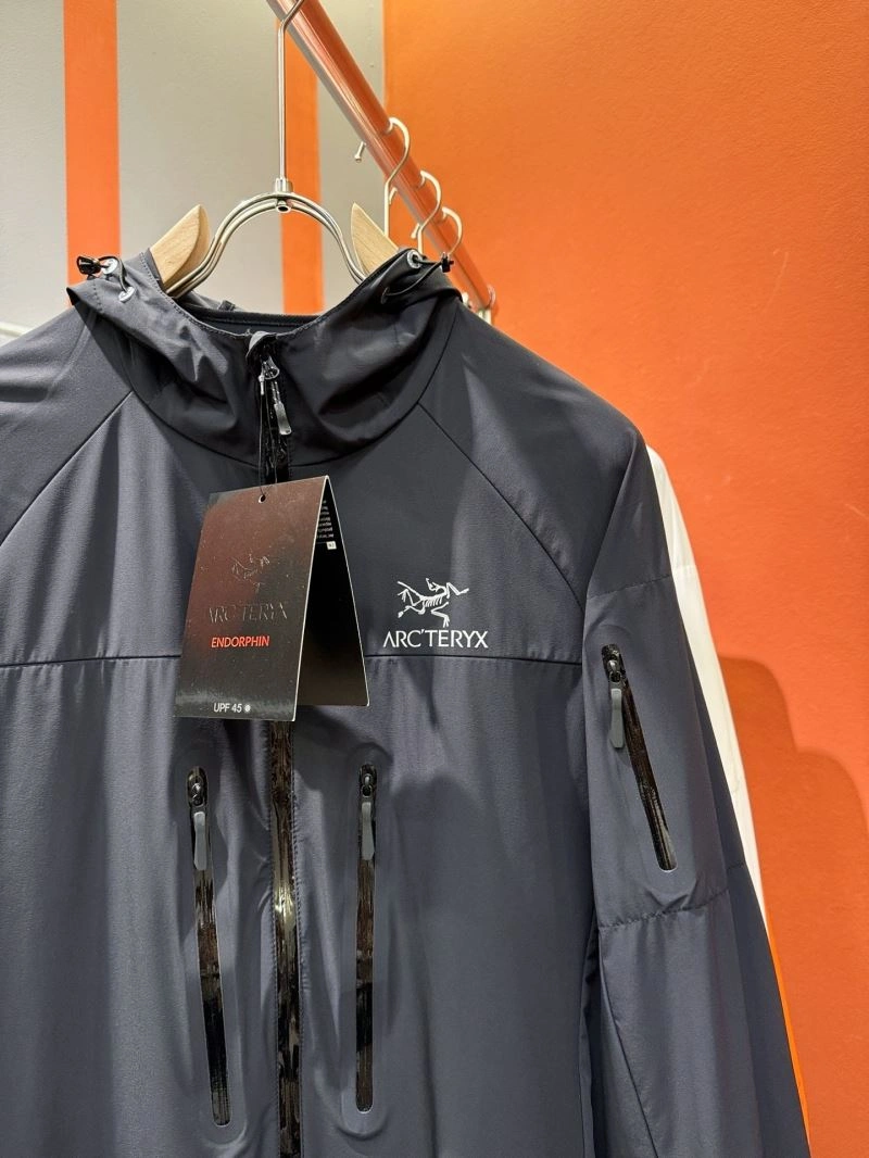 Arcteryx Outwear HighPerformance 158869