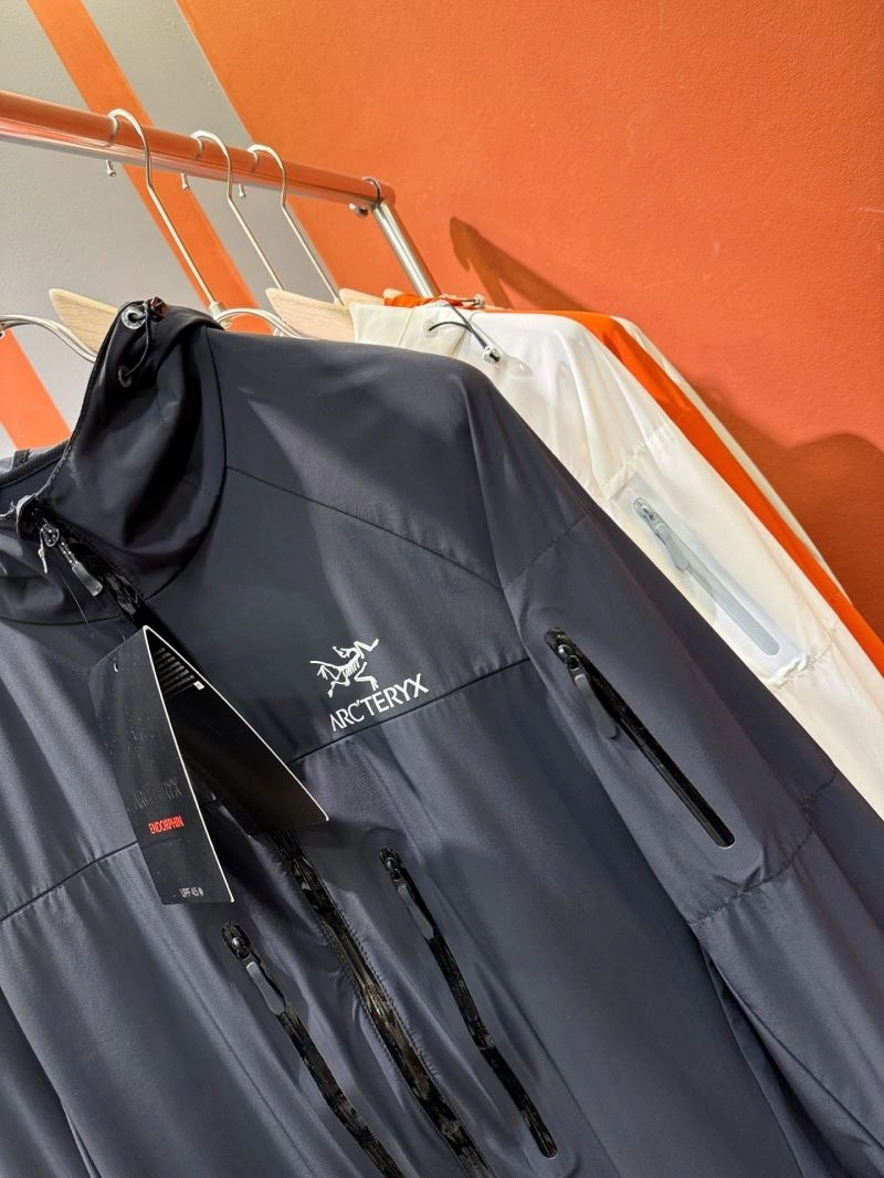 Arcteryx Outwear HighPerformance 158869