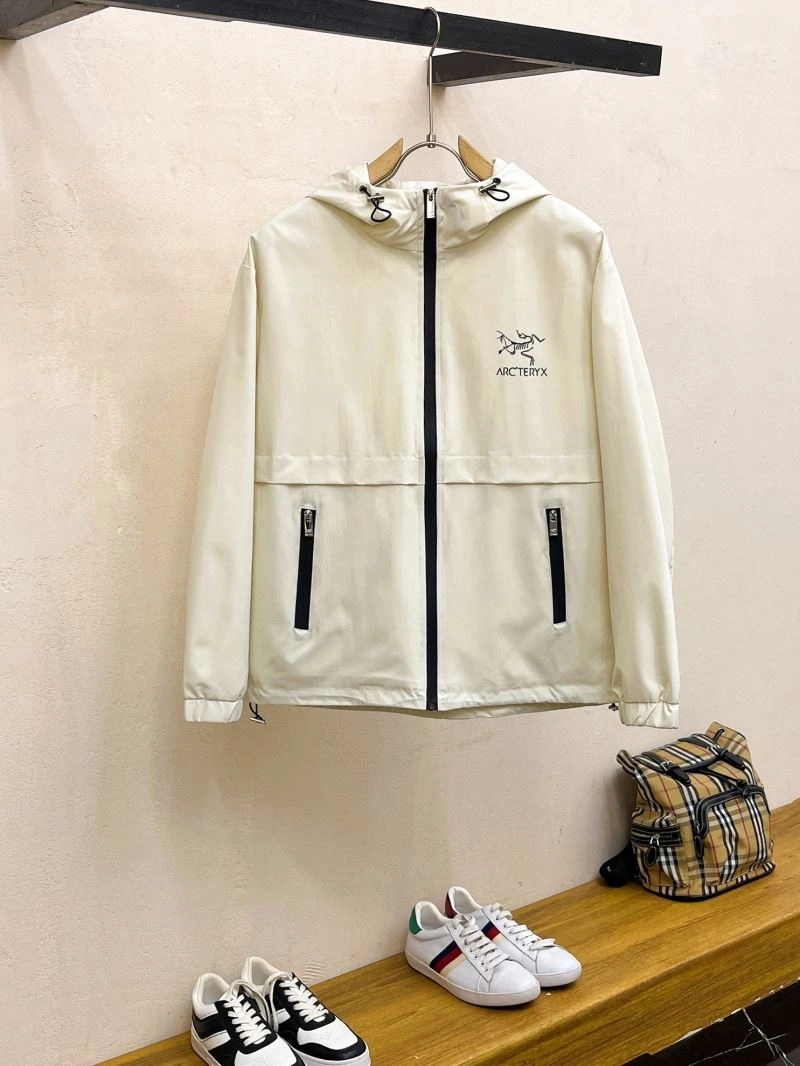 Arcteryx Outwear WrinkleFree 158833
