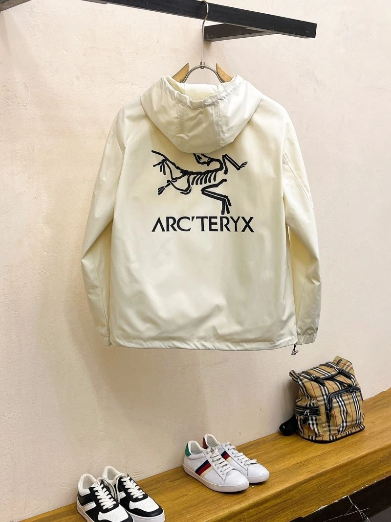 Arcteryx Outwear WrinkleFree 158833