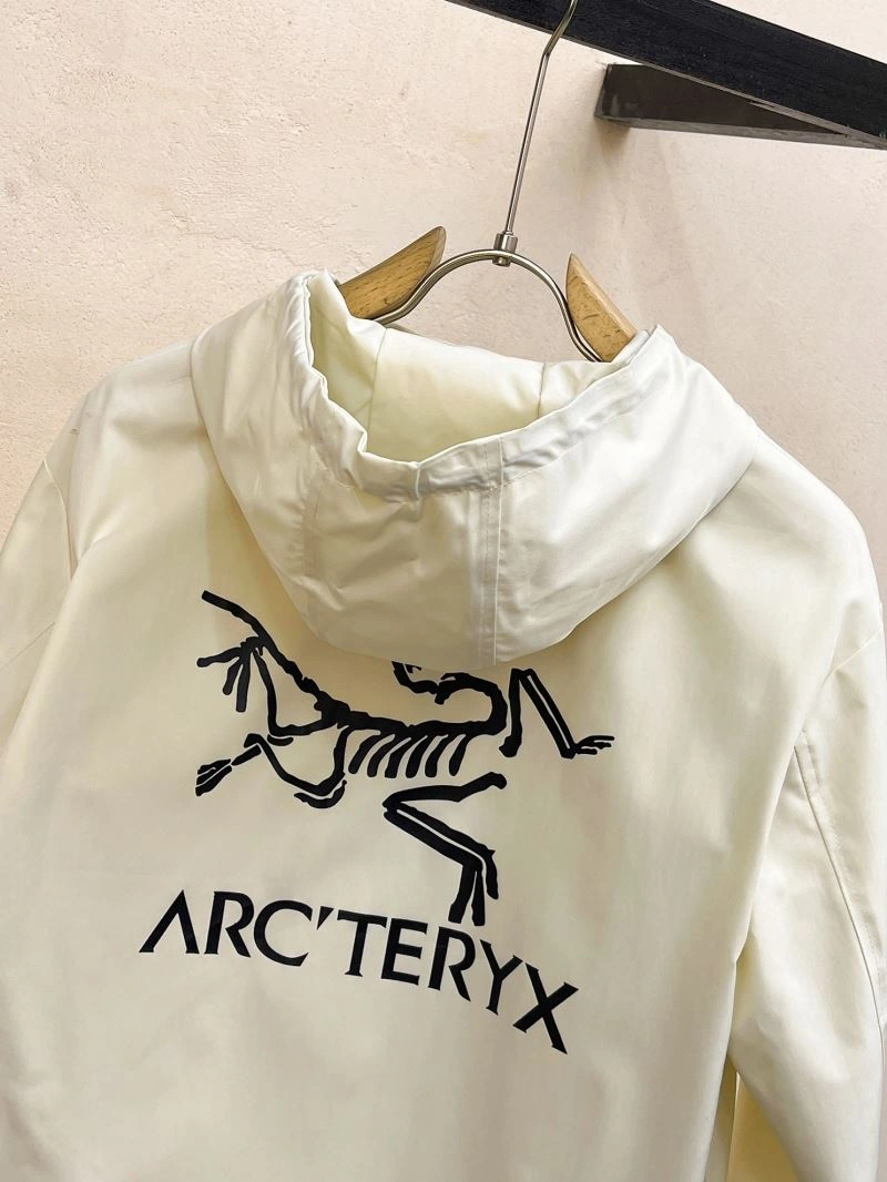 Arcteryx Outwear WrinkleFree 158833