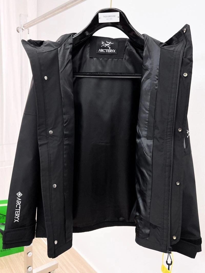 Arcteryx Outwear Stretchable 158830