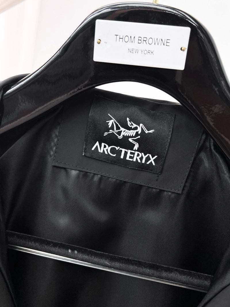 Arcteryx Outwear Stretchable 158830