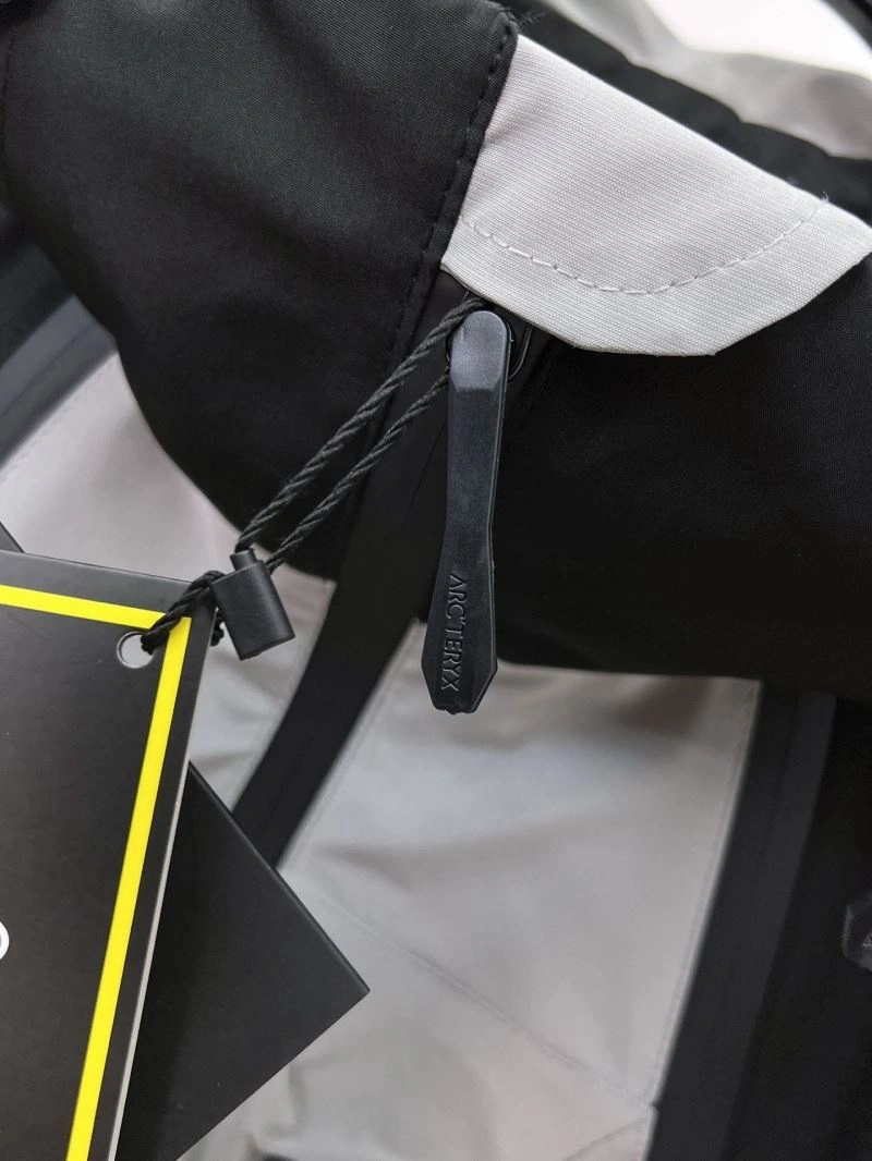 Snug Arcteryx Outwear 158823