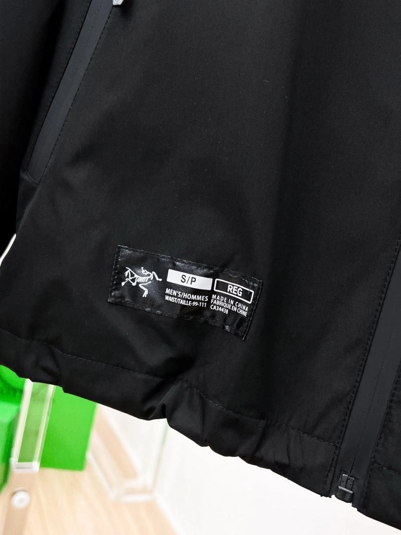 ModernLook Arcteryx Outwear 158819