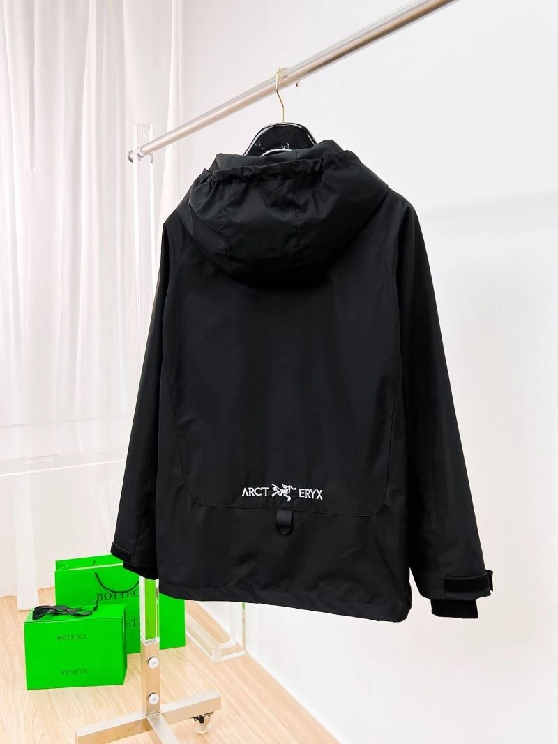 ModernLook Arcteryx Outwear 158819