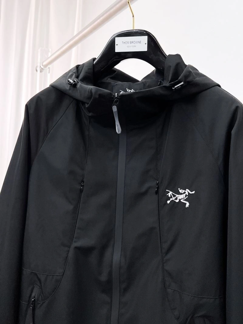 ModernLook Arcteryx Outwear 158819