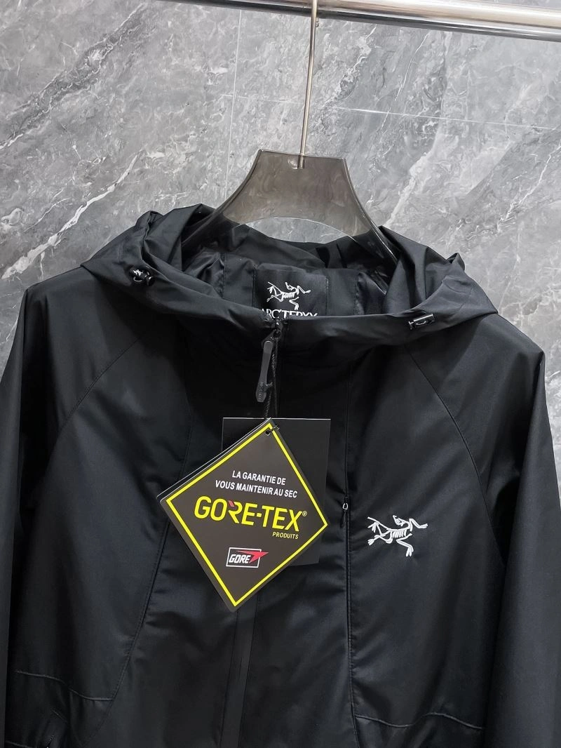 Versatile Arcteryx Outwear 158853