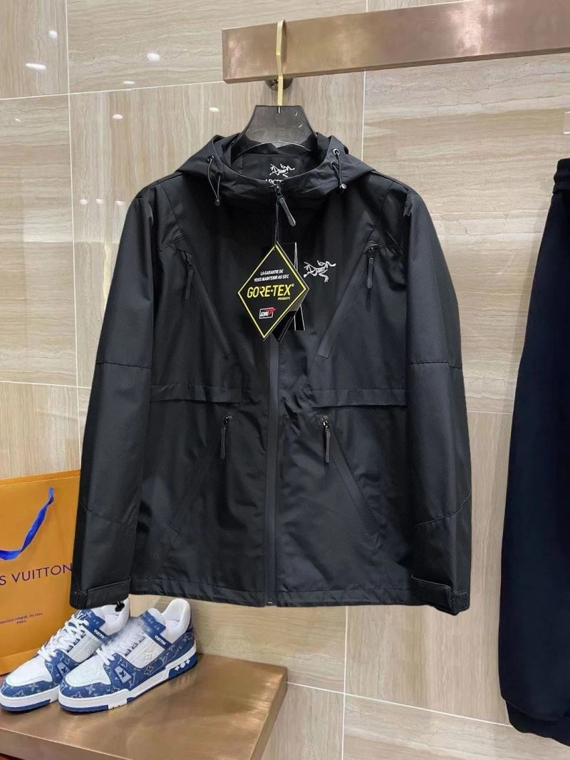 Vibrant Arcteryx Outwear 158811