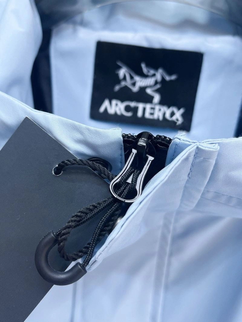 WrinkleFree Arcteryx Outwear 158808