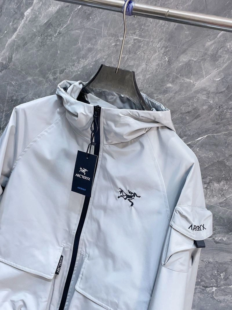 ZipUp Arcteryx Outwear 158847