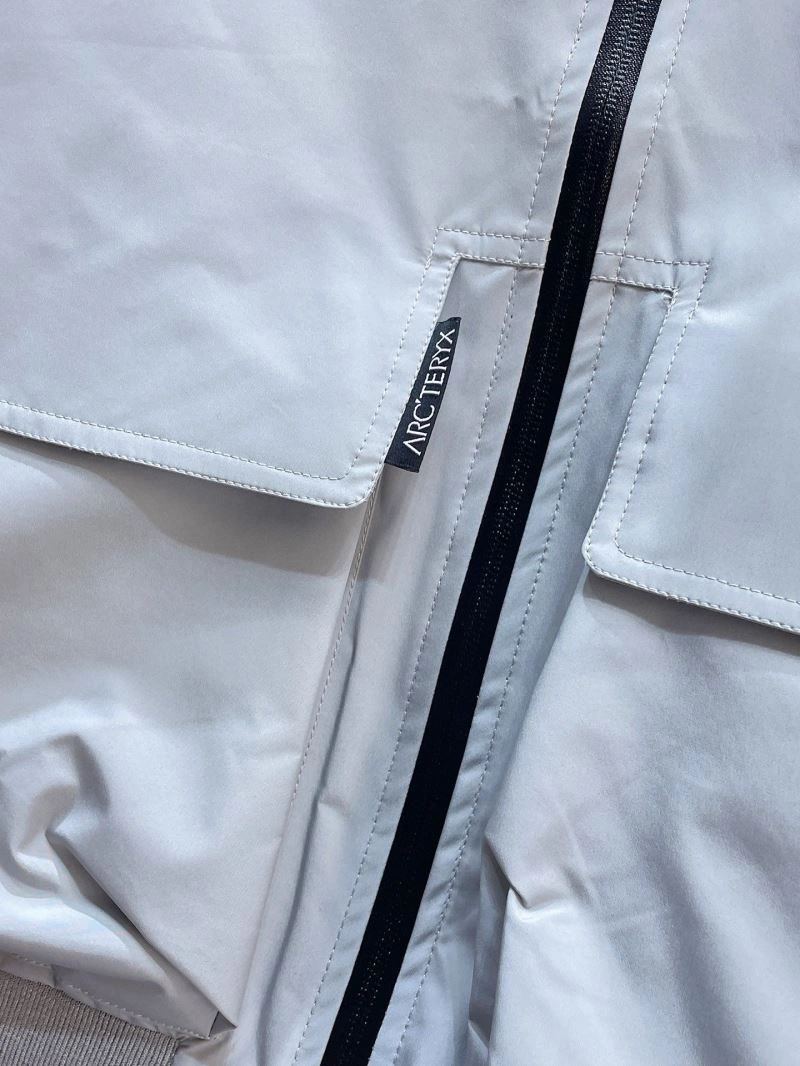 ZipUp Arcteryx Outwear 158847