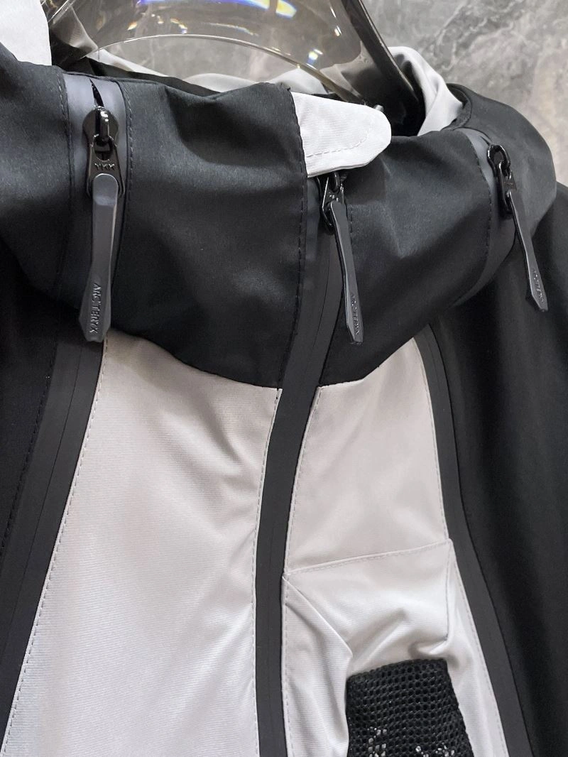Snug Arcteryx Outwear 158807