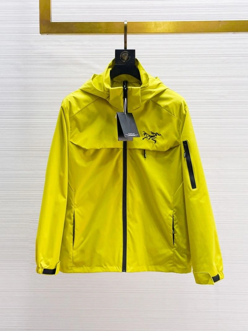 Arcteryx Outwear Colorful 158800