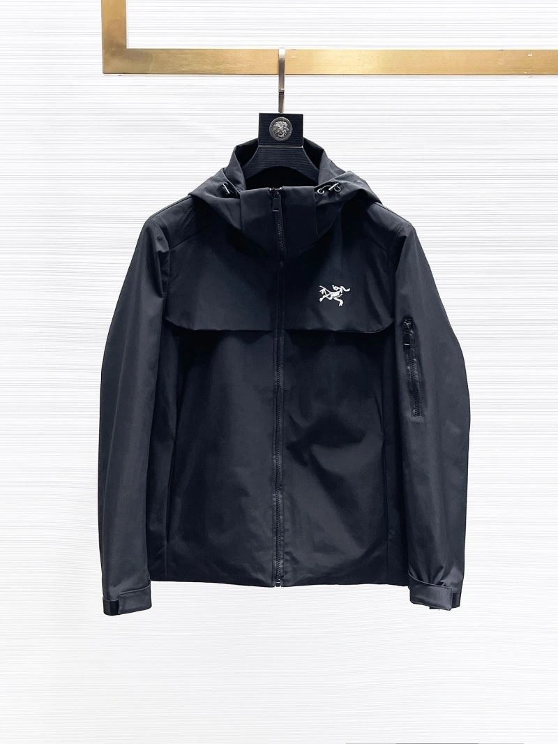 Arcteryx Outwear Breathable 158797