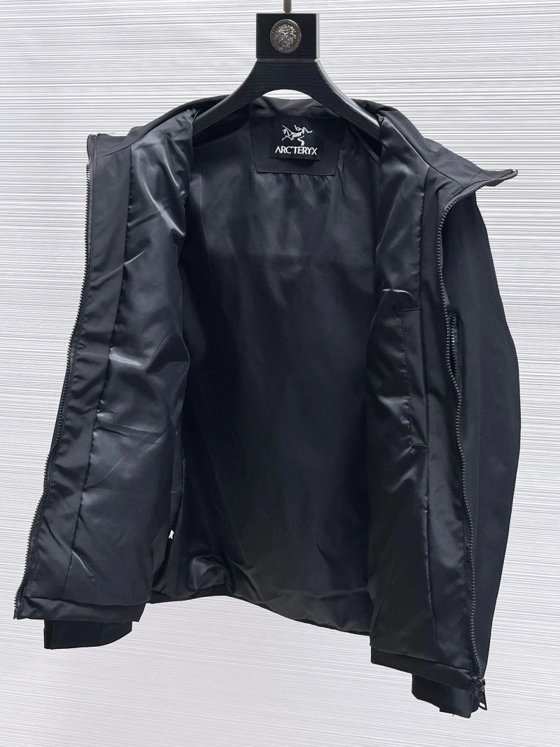 Arcteryx Outwear Breathable 158797