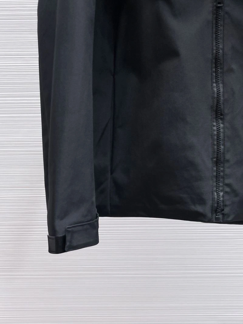 Arcteryx Outwear Breathable 158797