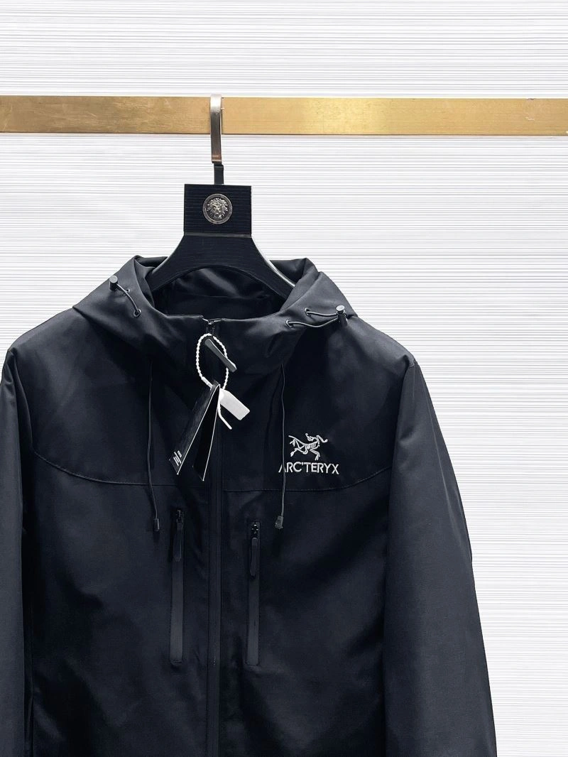Seasonal Arcteryx Outwear 158795