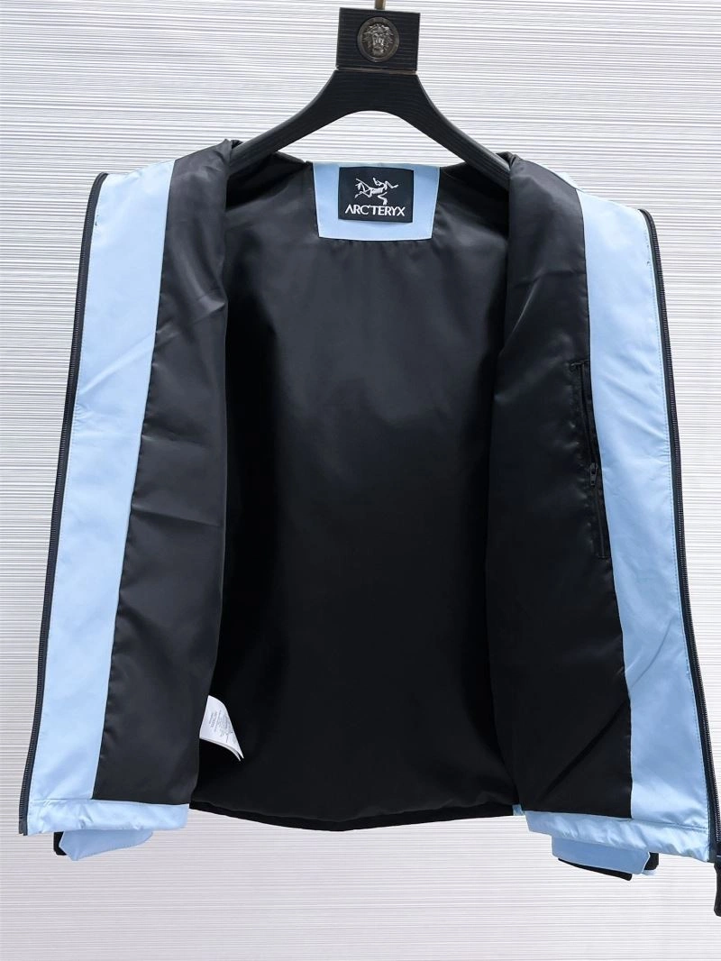 Arcteryx Outwear Lightweight 158835