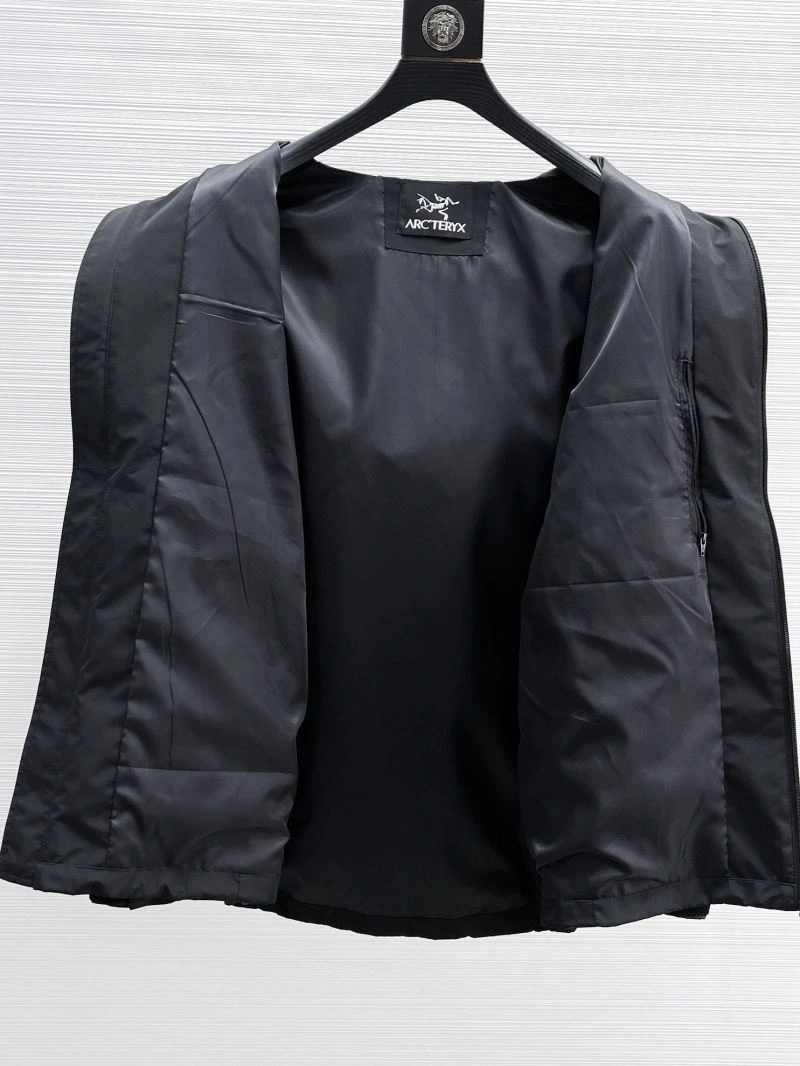 Efficient Arcteryx Outwear 158787