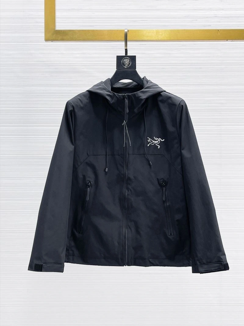 Arcteryx Outwear Premium 158849