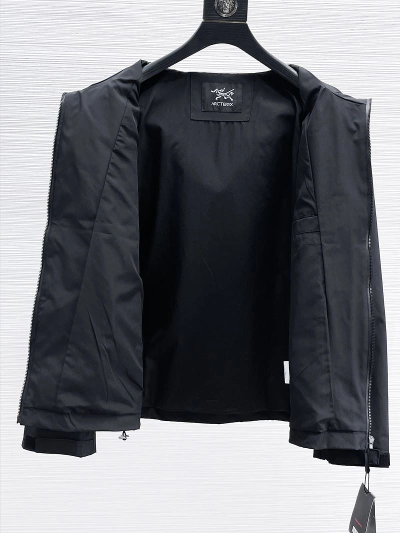Arcteryx Outwear Premium 158849