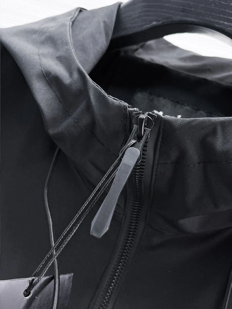 Arcteryx Outwear Premium 158849
