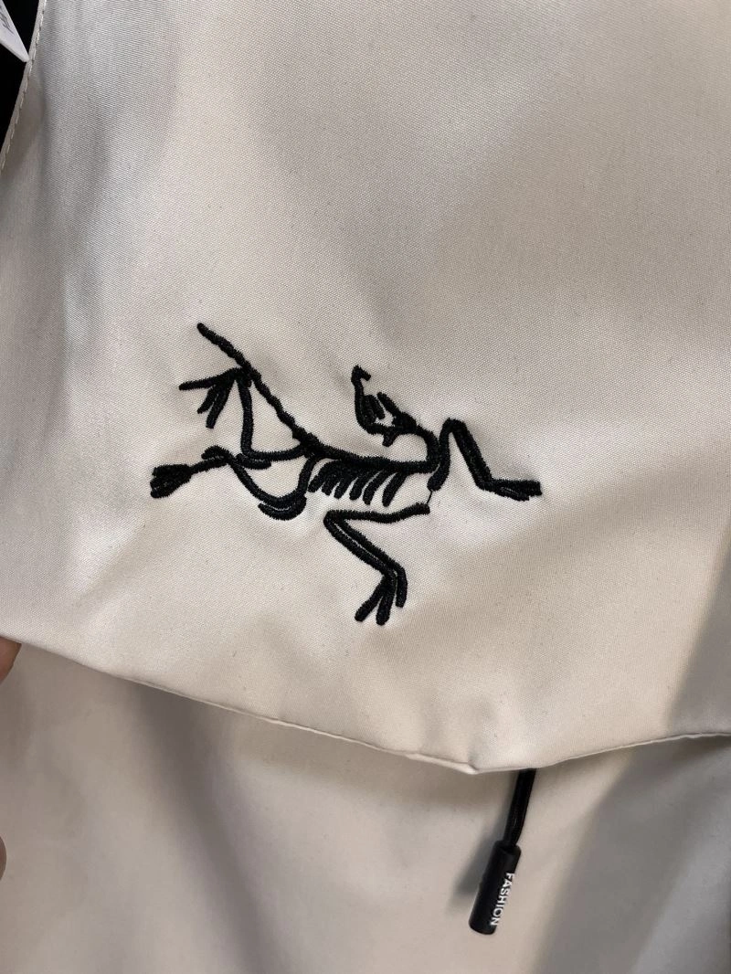 Arcteryx Outwear Bold 158774
